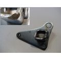 Furastenhalteplatte vorne links<br>Zustand: Gebraucht mit Mangel<br><br>Verwendbar fr: Honda VT 125 Shadow, Typ: JC29, Modelljahr: von 01/1999 bis 12/2007