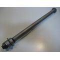 Hinterradsteckachse mit Mutter und Distanzstcken<br>Zustand: Gebraucht ohne Mngel<br><br>Verwendbar fr: Honda CBF 600 S ABS, Typ: PC43, Modelljahr: von 01/2008 bis 12/2013