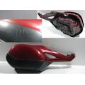 Koffer / Heckverkleidung rechts komplett, rot<br>Zustand: Gebraucht mit Mangel<br><br>Verwendbar fr: Honda NT 650 V Deauville, Typ: RC47, Modelljahr: von 01/1998 bis 12/2001