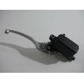 Hauptbremszylinder mit Lenkerklemme<br>Zustand: Gebraucht ohne Mngel<br><br>Verwendbar fr: Honda NC 750 S ohne DCT, Typ: RC70, Modelljahr: von 01/2014 bis 12/2015