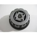 Kupplungskorb komplett<br>Zustand: Gebraucht ohne Mngel<br><br>Verwendbar fr: Honda NC 750 S ohne DCT, Typ: RC70, Modelljahr: von 01/2014 bis 12/2015