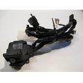Lenkerarmatur links (Blinker und Hupe)<br>Zustand: Gebraucht ohne Mngel<br><br>Verwendbar fr: Honda PC 800 Pacific Coast, Typ: RC34, Modelljahr: von 01/1989 bis 12/1998