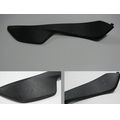 Tank-Abdeckung unten links<br>Zustand: Gebraucht mit Mangel<br><br>Verwendbar fr: Honda CBR 1000 RR Fireblade, Typ: SC57, Modelljahr: von 01/2004 bis 12/2005
