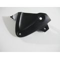 Scheinwerfer- und Blinker-Halter rechts, schwarz<br>Zustand: Gebraucht mit Mangel<br><br>Verwendbar fr: Honda X-11, Typ: SC42, Modelljahr: von 01/1999 bis 12/2003