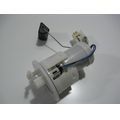 Benzinpumpe ohne Halteplatte<br>Zustand: Gebraucht ohne Mngel<br><br>Verwendbar fr: Honda VFR 1200 F, Typ: SC63, Modelljahr: von 01/2012 bis 12/2016