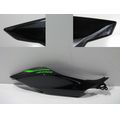 Sitzbankverkleidung rechts, Metallic Spark Black<br>Zustand: Gebraucht mit Mangel<br><br>Verwendbar fr: Kawasaki Ninja 400, Typ: EX400G, Modelljahr: von 01/2018