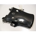 Sitzbankverkleidung Mitte hinten, schwarz<br>Zustand: Gebraucht ohne Mngel<br><br>Verwendbar fr: Kawasaki ER-5 Twister, Typ: ER500A, Modelljahr: von 01/1997 bis 12/2000