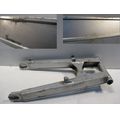 Schwinge<br>Zustand: Gebraucht mit Mangel<br><br>Verwendbar fr: Kawasaki GPZ 600 R, Typ: ZX600A, Modelljahr: von 01/1985 bis 12/1990
