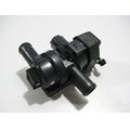 Motorentlftungsventil / Sekundrluftventil<br>Zustand: Gebraucht ohne Mngel<br><br>Verwendbar fr: Kawasaki ER-6f ABS, Typ: EX650E, Modelljahr: von 01/2012 bis 12/2016