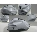 Tank, wei<br>Zustand: Gebraucht mit Mangel<br><br>Verwendbar fr: Kawasaki Versys 1000, Typ: LZT00A, Modelljahr: von 01/2012 bis 12/2014