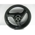 Hinterradfelge (J17xMT4.00 DOT), schwarz<br>Zustand: Gebraucht ohne Mngel<br><br>Verwendbar fr: Suzuki RF 600 R, Typ: GN76B, Modelljahr: von 01/1993 bis 12/1996