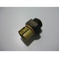 Thermostatschalter im Wasserkhler<br>Zustand: Gebraucht ohne Mngel<br><br>Verwendbar fr: Suzuki SV 650 S, Typ: WVBY, Modelljahr: von 01/2003 bis 12/2008
