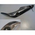 Auspuff-Sammler-Abdeckung<br>Zustand: Gebraucht mit Mangel<br><br>Verwendbar fr: Suzuki SFV 650 Gladius ABS, Typ: WVCX, Modelljahr: von 01/2009 bis 12/2016