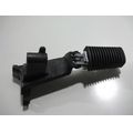 Furastenhalter vorne rechts<br>Zustand: Gebraucht ohne Mngel<br><br>Verwendbar fr: Suzuki VL 800 Intruder Volusia, Typ: WVBM, Modelljahr: von 01/2001 bis 12/2004