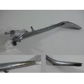 Seitenstnder mit Federn und Befestigungsschraube<br>Zustand: Gebraucht mit Mangel<br><br>Verwendbar fr: Suzuki M 800 Intruder, Typ: WVB4, Modelljahr: von 01/2005 bis 12/2009