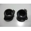 Ansaugstutzensatz mit Schellen<br>Zustand: Gebraucht ohne Mngel<br><br>Verwendbar fr: Suzuki DL 1000 V-Strom, Typ: WVBS, Modelljahr: von 01/2002 bis 12/2008