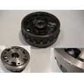 Lichtmaschinenrotor (F4T769)<br>Zustand: Gebraucht mit Mangel<br><br>Verwendbar fr: Suzuki M 1500 Intruder, Typ: WVCU, Modelljahr: von 01/2009 bis 12/2010