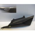 Sitzbankverkleidung rechts, schwarz<br>Zustand: Gebraucht mit Mangel<br><br>Verwendbar fr: Yamaha XT 125 X, Typ: 74, Modelljahr: von 01/2005 bis 12/2006
