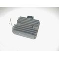 Lichtmaschinenregler / Gleichrichter (SH678-11)<br>Zustand: Gebraucht ohne Mngel<br><br>Verwendbar fr: Yamaha YP 250 R X-Max, Typ: SG16, Modelljahr: von 01/2005 bis 12/2006