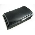 Sitzbankverkleidung Mitte hinten, schwarz<br>Zustand: Gebraucht mit Mangel<br><br>Verwendbar fr: Yamaha FZS 600 Fazer, Typ: RJ02, Modelljahr: von 01/2002 bis 12/2003