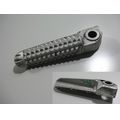 Furaste hinten links<br>Zustand: Gebraucht mit Mangel<br><br>Verwendbar fr: Yamaha YZF-R6, Typ: RJ05, RJ09, Modelljahr: von 01/2003 bis 12/2004