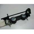 Tank-Halter vorne<br>Zustand: Gebraucht ohne Mngel<br><br>Verwendbar fr: Yamaha XSR 700, Typ: RM11, Modelljahr: von 01/2016 bis 12/2020