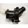 Khlmittel-Thermostat-Einheit<br>Zustand: Gebraucht ohne Mngel<br><br>Verwendbar fr: Yamaha FZ-8 ABS, Typ: RN25, Modelljahr: von 01/2010 bis 12/2016