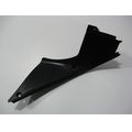 Innenverkleidung im Verkleidungsoberteil unten links, schwarz<br>Zustand: Gebraucht ohne Mngel<br><br>Verwendbar fr: Yamaha YZF-R1, Typ: RN12, Modelljahr: von 01/2004 bis 12/2005