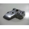 Furastenhalteplatte vorne rechts, Chrom /poliert<br>Zustand: Gebraucht ohne Mngel<br><br>Verwendbar fr: Yamaha XJR 1200, Typ: 4PU, Modelljahr: von 01/1995 bis 12/1998