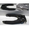 Schwinge<br>Zustand: Gebraucht mit Mangel<br><br>Verwendbar fr: Triumph Speed Four, Typ: 806LB, Modelljahr: von 01/2003 bis 12/2005