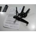 Furasten-Anlage vorne rechts<br>Zustand: Gebraucht mit Mangel<br><br>Verwendbar fr: Triumph Street Triple 675 R, Typ: D67LD, Modelljahr: von 01/2009 bis 12/2012