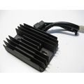 Lichtmaschinenregler / Gleichrichter (SH811CB)<br>Zustand: Gebraucht ohne Mngel<br><br>Verwendbar fr: Triumph Speedmaster, Typ: 986ML2, Modelljahr: von 01/2011
