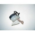 Bremsflssigkeitsbehlter hinten ohne Schlauch<br>Zustand: Gebraucht ohne Mngel<br><br>Verwendbar fr: Triumph Sprint RS, Typ: T695, Modelljahr: von 01/2000 bis 12/2001