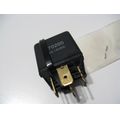 Relais<br>Zustand: Gebraucht ohne Mngel<br><br>Verwendbar fr: Triumph Sprint RS, Typ: T695, Modelljahr: von 01/2000 bis 12/2001