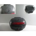 Topcase, schwarz<br>Zustand: Gebraucht mit Mangel<br><br>Verwendbar fr: Triumph Tiger 1050, Typ: 115NG, Modelljahr: von 01/2007 bis 12/2013