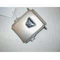 Zwischenstck Sitzbankverkleidung, platinsilbern<br>Zustand: Gebraucht ohne Mngel<br><br>Verwendbar fr: Triumph Trophy 1200, Typ: T300E, Modelljahr: von 01/1996 bis 12/2003