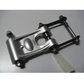 Federbein-Umlenkung<br>Zustand: Gebraucht ohne Mngel<br><br>Verwendbar fr: Triumph Tiger Explorer 1200, Typ: V13VG, Modelljahr: von 01/2012 bis 12/2015