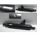 Auspuffendtopf rechts, schwarz<br>Zustand: Gebraucht mit Mangel<br><br>Verwendbar fr: Triumph Bonneville T120, Typ: DU01, Modelljahr: von 01/2016 bis 12/2020
