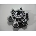 Kettenradaufnahme mit Schrauben und Muttern<br>Zustand: Gebraucht ohne Mngel<br><br>Verwendbar fr: Ducati Monster 696, Typ: M5, Modelljahr: von 01/2008 bis 12/2014