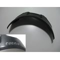 Scheinwerfer-Abdeckung oben, schwarz<br>Zustand: Gebraucht mit Mangel<br><br>Verwendbar fr: Ducati Monster 696, Typ: M5, Modelljahr: von 01/2008 bis 12/2014