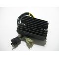 Lichtmaschinenregeler / Gleichrichter<br>Zustand: Gebraucht ohne Mngel<br><br>Verwendbar fr: Ducati Monster 695, Typ: M4 19 AA, Modelljahr: von 01/2006 bis 12/2007