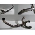 Auspuff-Krmmerrohr vorne / Auspuffkrmmer-Anlage<br>Zustand: Gebraucht mit Mangel<br><br>Verwendbar fr: Ducati Monster 695, Typ: M4 19 AA, Modelljahr: von 01/2006 bis 12/2007