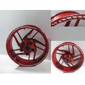 Hinterradfelge (17M/CxMT5.50), rot<br>Zustand: Gebraucht mit Mangel<br><br>Verwendbar fr: Ducati 899 Panigale, Typ: H8, Modelljahr: von 01/2014 bis 12/2015