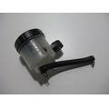 Bremsflssigkeitsbehlter vorne<br>Zustand: Gebraucht ohne Mngel<br><br>Verwendbar fr: Ducati Monster 1100 Evo, Typ: M5, Modelljahr: von 01/2011 bis 12/2013
