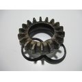 Auspuff-Krmmerrohr-Schelle oben / Kronenmutter<br>Zustand: Gebraucht mit Mangel<br><br>Verwendbar fr: BMW R 80 GS, Typ: BMW247E, Modelljahr: von 11/1987 bis 07/1990
