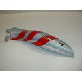 Sitzbankverkleidung rechts, hellblau/rot<br>Zustand: Gebraucht mit Mangel<br><br>Verwendbar fr: BMW K 1200 RS, Typ: K12, Modelljahr: von 01/2001 bis 12/2005