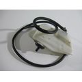Khlmittelbehlter mit Deckel und Schlauch<br>Zustand: Gebraucht ohne Mngel<br><br>Verwendbar fr: BMW K 1200 GT, Typ: K12, Modelljahr: von 03/2002 bis 12/2005