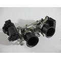 Einspritzanlage / Drosselklappenstutzen-Anlage<br>Zustand: Gebraucht ohne Mngel<br><br>Verwendbar fr: BMW R 1200 C Independent, Typ: R2C 0405, Modelljahr: von 05/2000 bis 05/2003