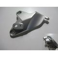 Cockpitarmaturen-Halter / Fronttrger links<br>Zustand: Gebraucht mit Mangel<br><br>Verwendbar fr: BMW R 1250 R, Typ: 1R13 0J71, Modelljahr: von 10/2018 bis 07/2022