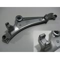 Furastenhalteplatte links<br>Zustand: Gebraucht mit Mangel<br><br>Verwendbar fr: Aprilia NA 850 Mana, Typ: RC, Modelljahr: von 01/2007 bis 12/2012